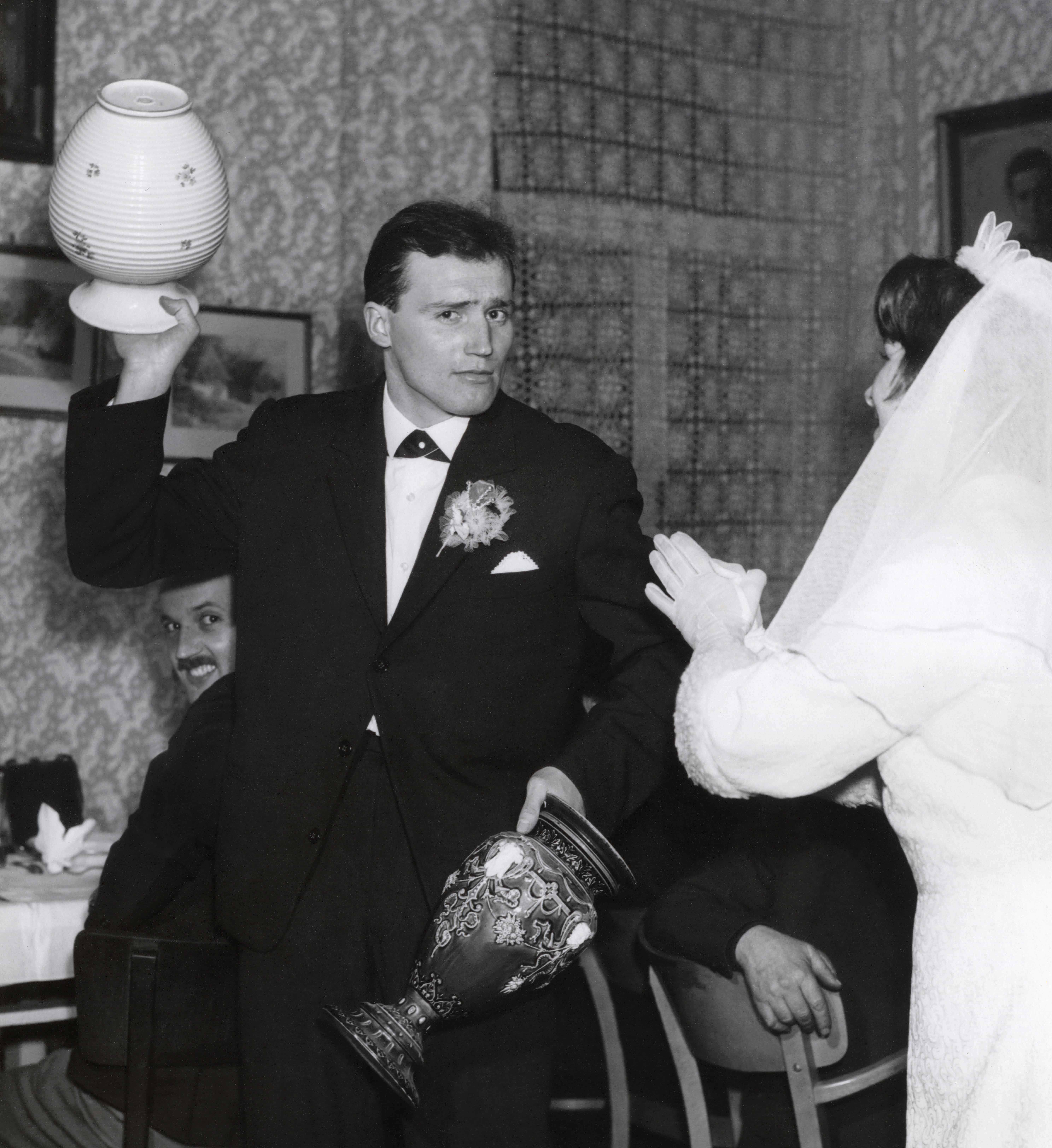 68.Feb.24 - Košice · Eva Kendeova & Vaclav Dusil Wedding (breaking vase, restored)